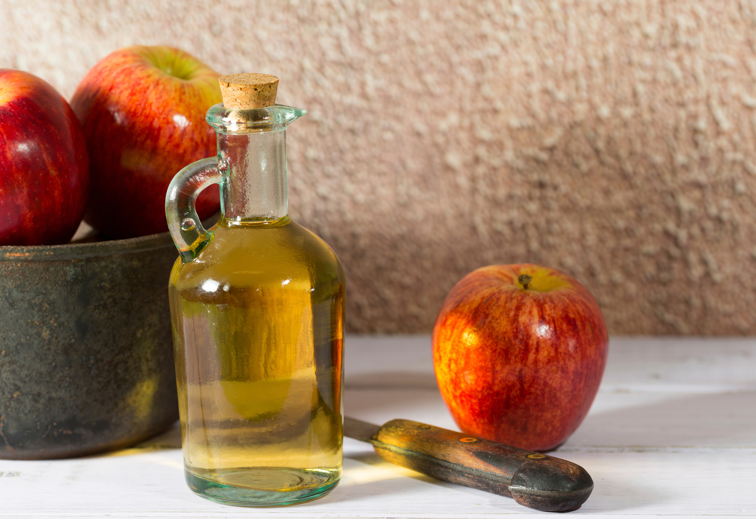 Home remedies for hair loss using Apple Cider Vinegar.