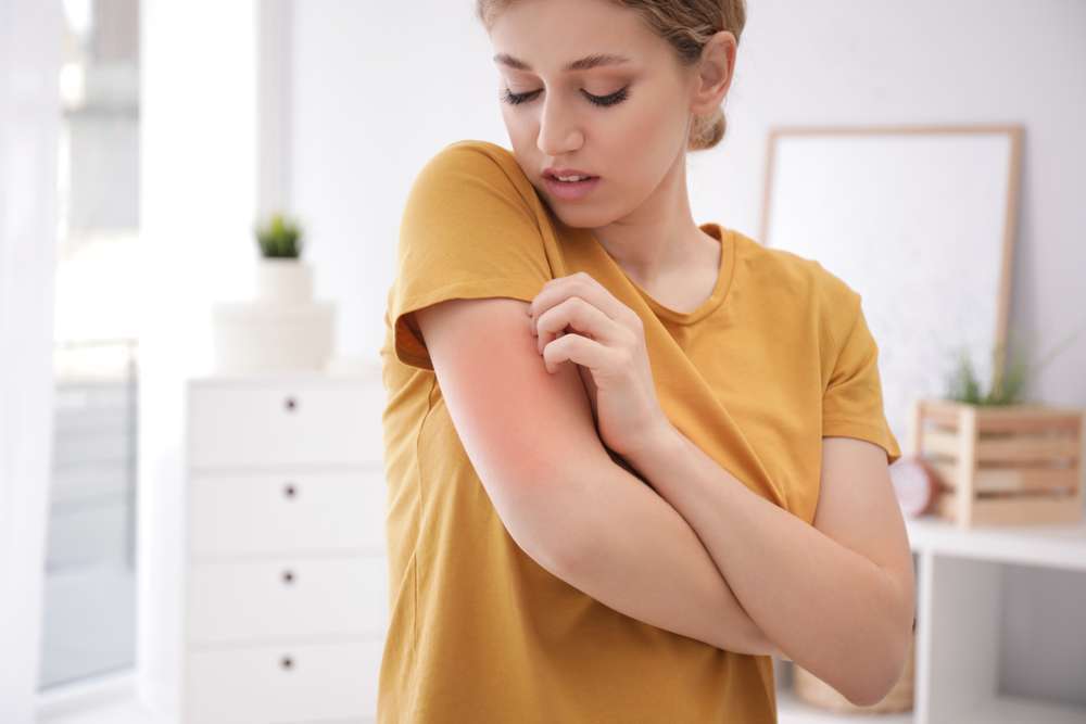 Unexplained Itching All Over Your Body – Causes & Treatments